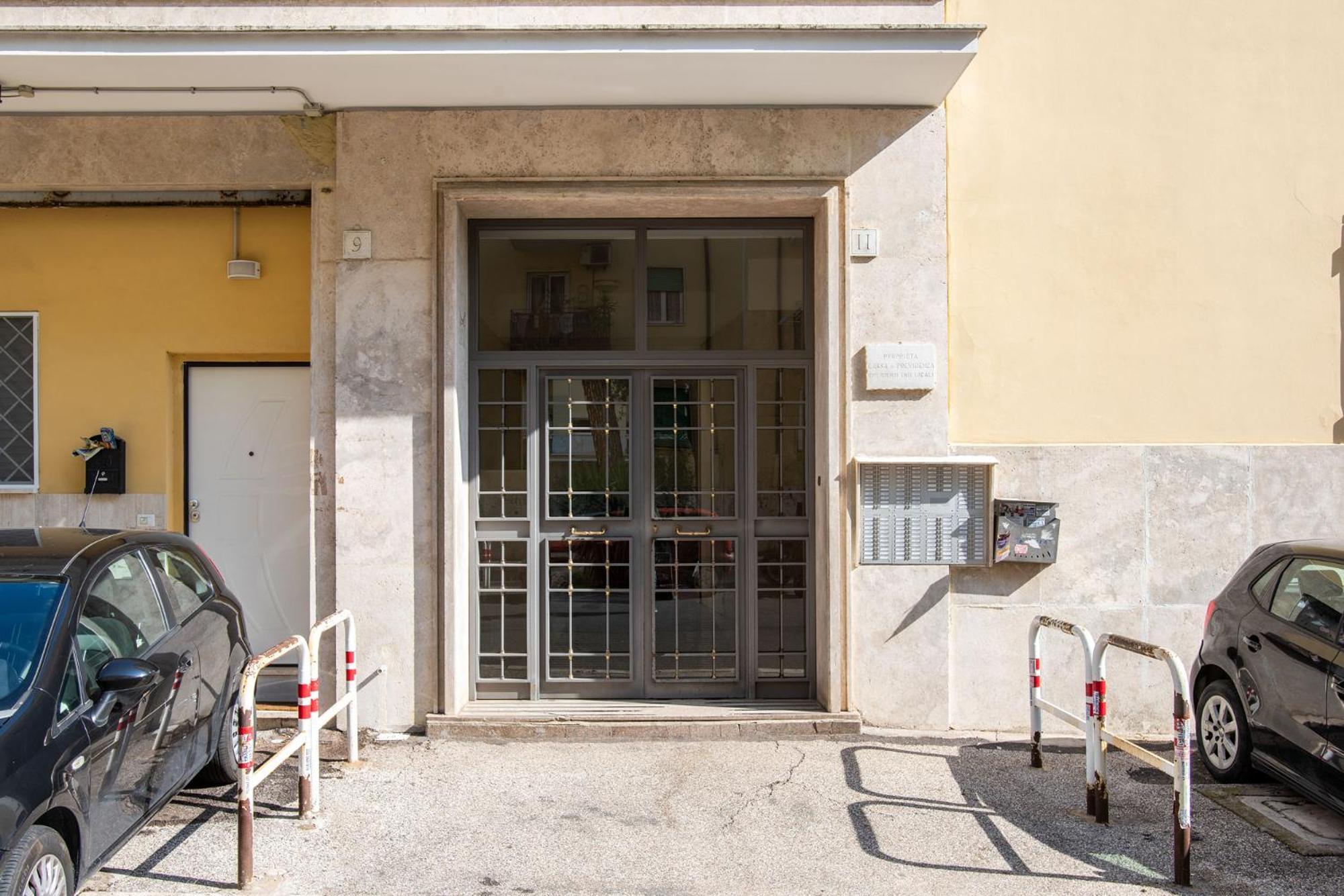 Venus Allbnb, Rome